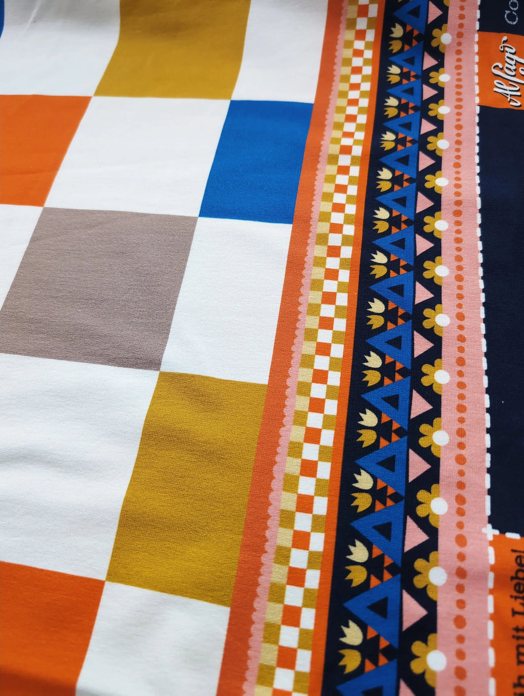 Bio French Terry Hamburger Liebe Al Lago Coperto Senfgelb Orange | Stoffwerk