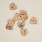 Bio Holzknopf Olive Herzform Naturbraun