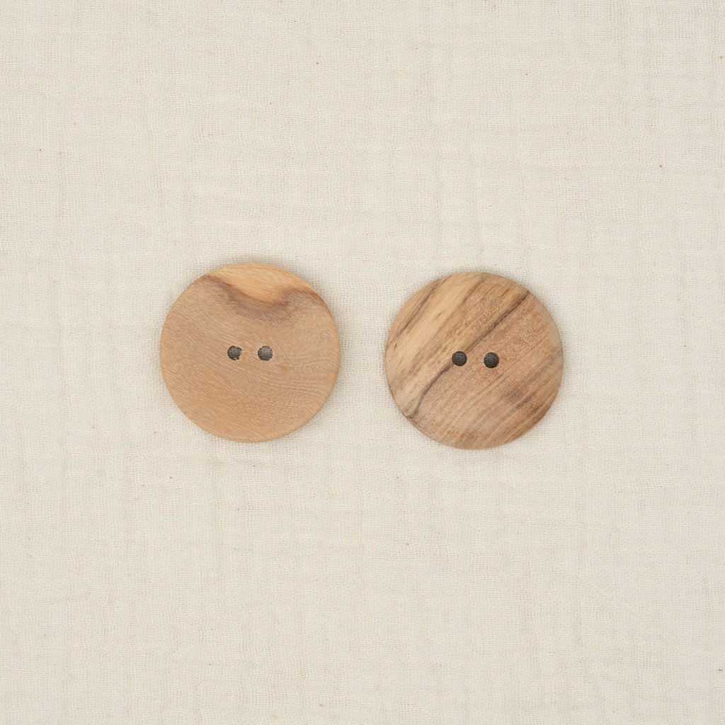 Bio Holzknopf Olive Naturbraun Matt Geschüsselt (34 mm)