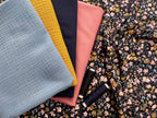 Bio Jersey Wilder Blumengarten Marineblau | Stoffwerk