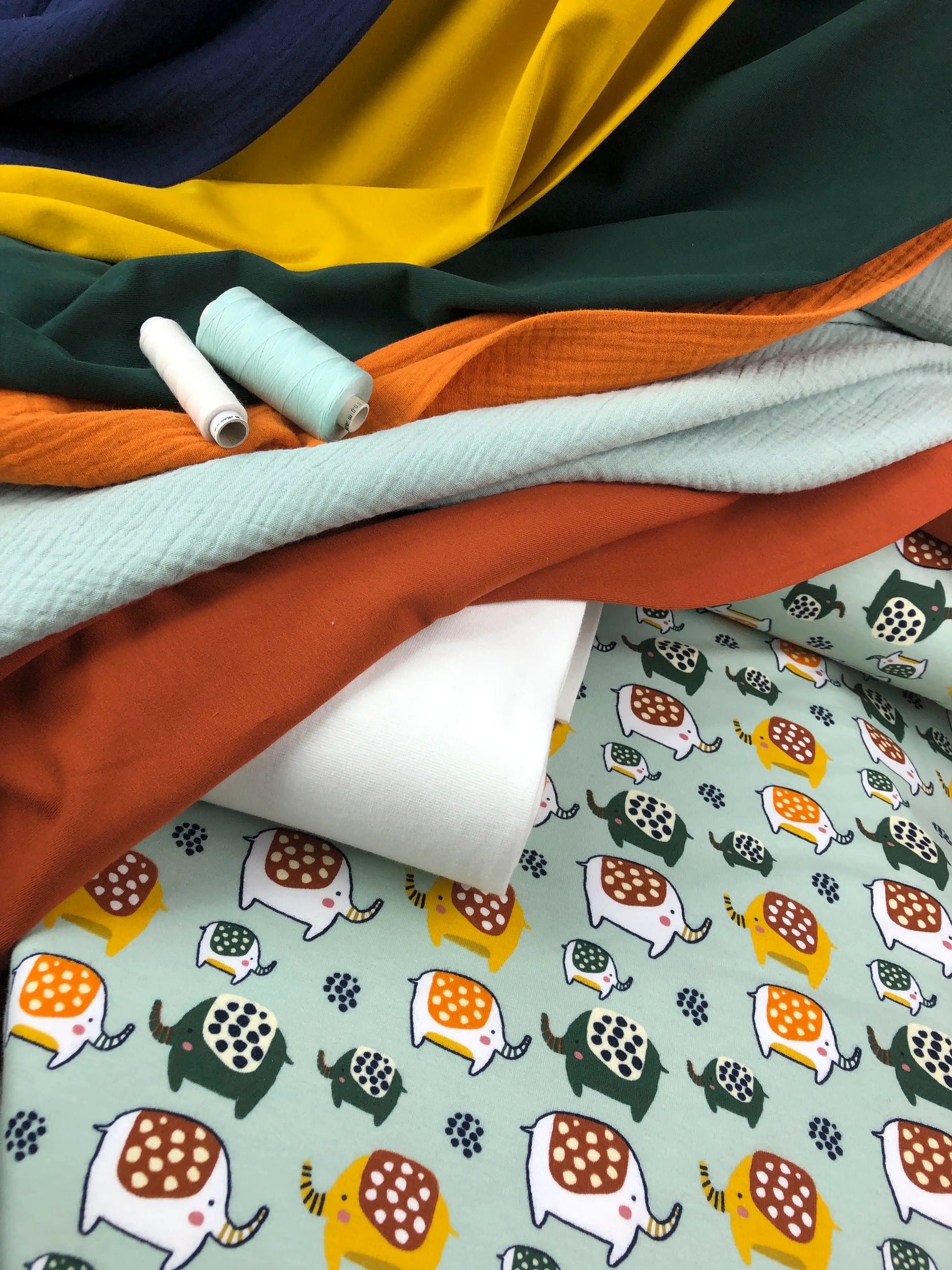 Bio Kuschelsweat Elefant hellmint
