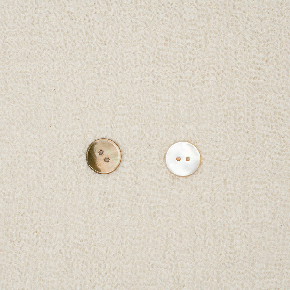 Bio Makassar-Perlmuttknopf Naturbeige (18 mm)