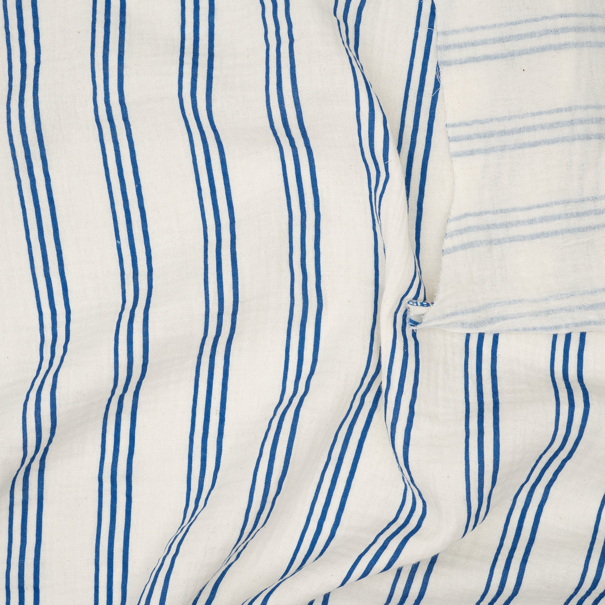 Bio Musselin Naturbelassen Vertikale Drei-Streifen Blau