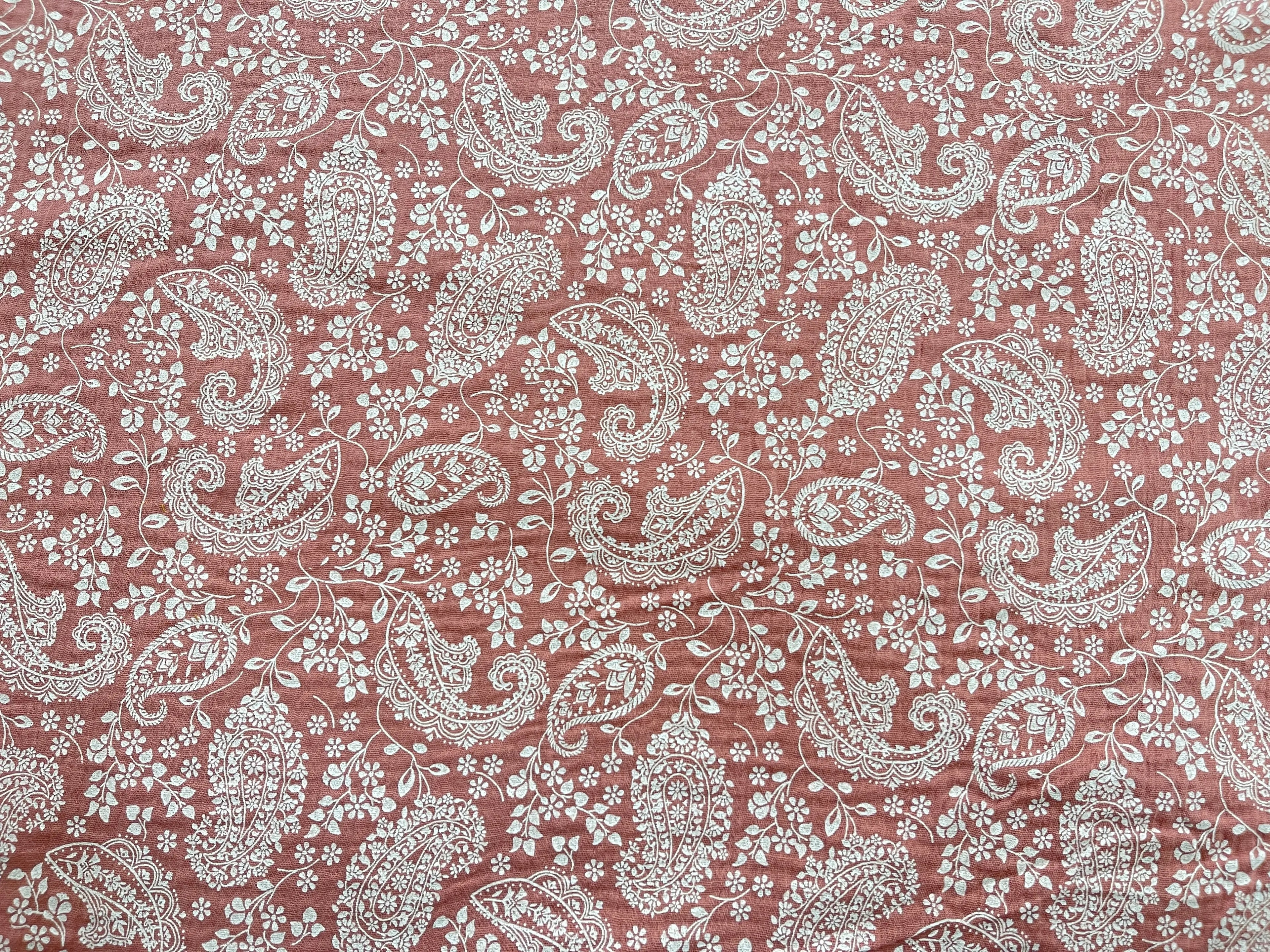 Bio Musselin Paisley saftiges Altrosa
